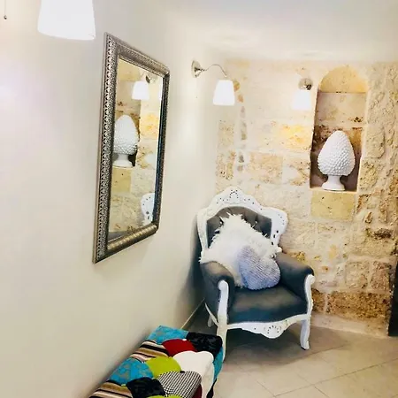 La Pietra 아파트 *