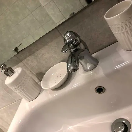 La Pietra *